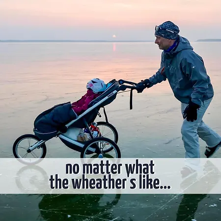 Wiesengefluester Dachgeschosswohnung Mit Balkon Und Mueritznaehe 200 M *