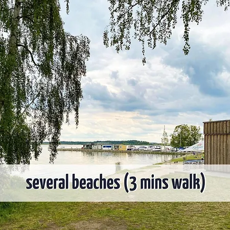 Wiesengefluester Dachgeschosswohnung Mit Balkon Und Mueritznaehe 200 M Röbel