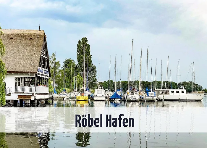 דירה Wiesengefluester Dachgeschosswohnung Mit Balkon Und Mueritznaehe 200 M Röbel